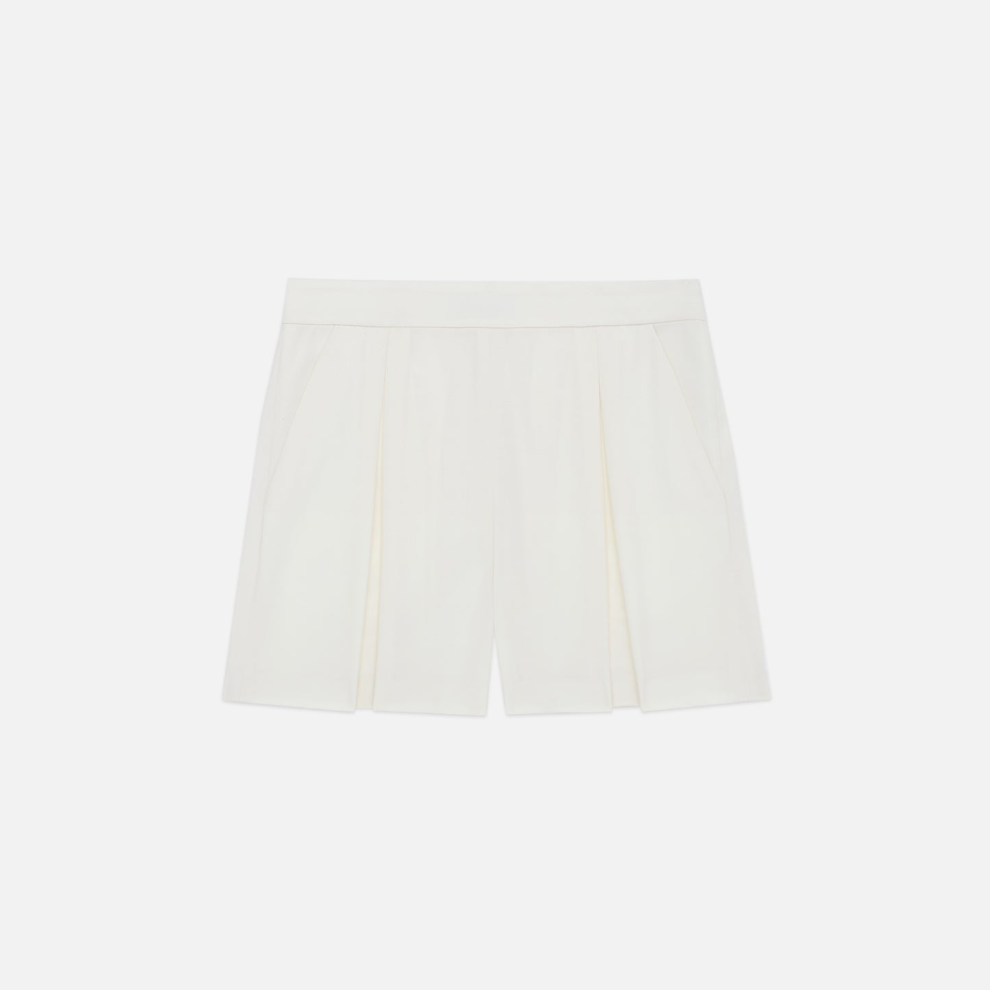 The Ivy Short