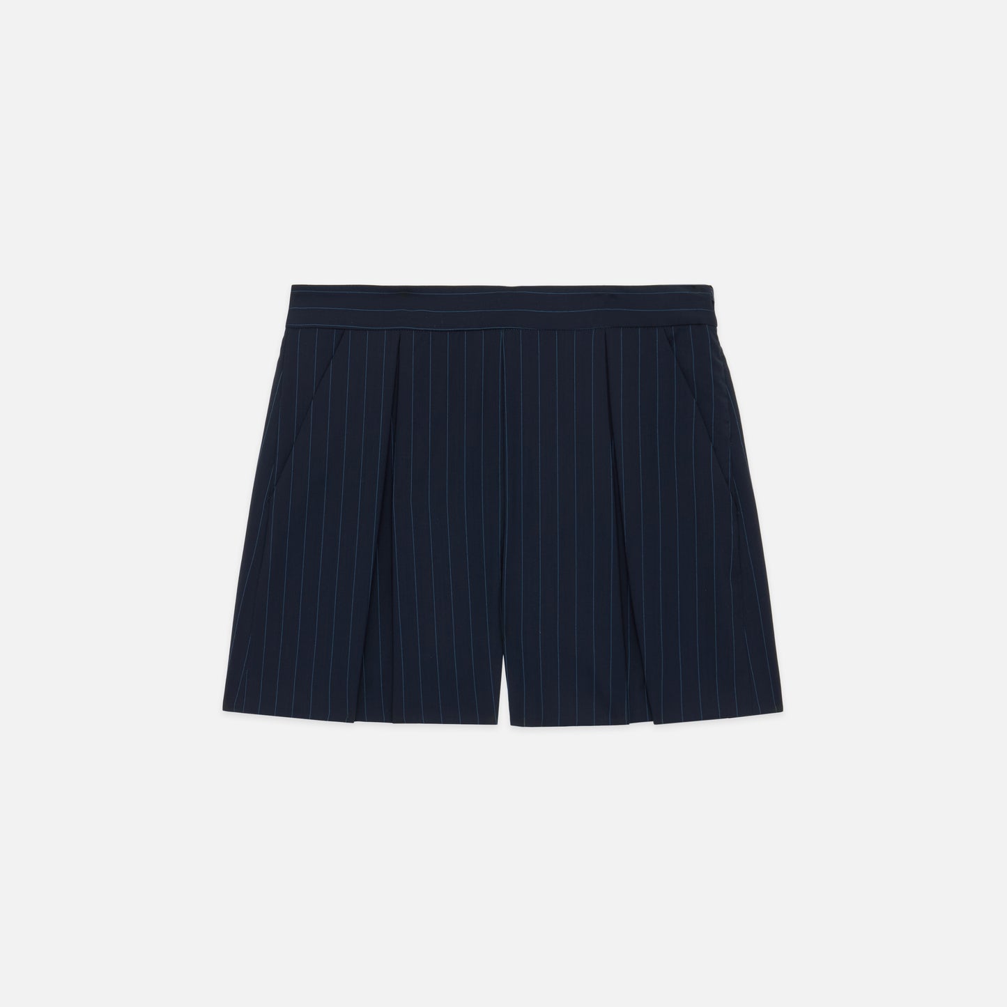 The Ivy Short