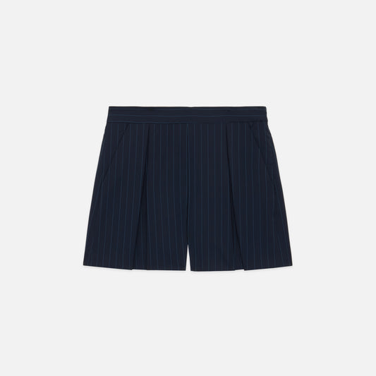 The Ivy Short