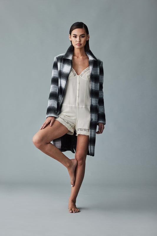 Capsule 003: Perspective - Look 3 Modal