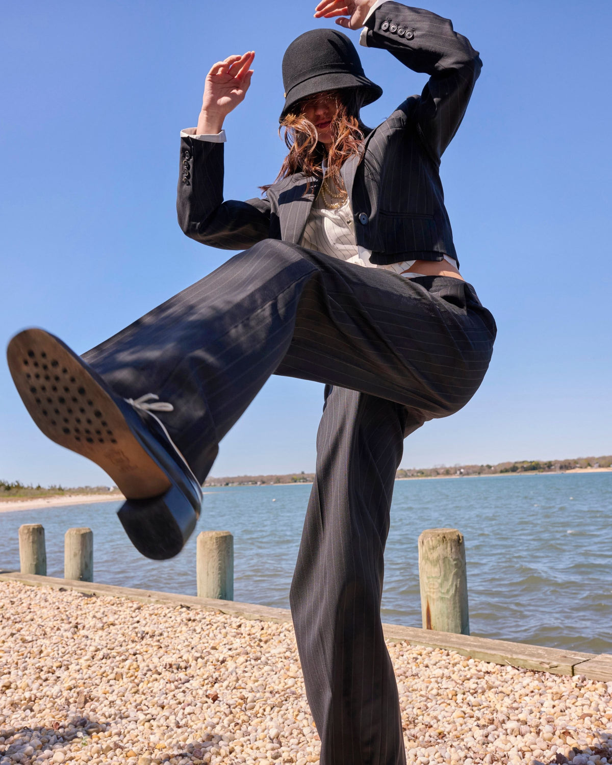 Holiday 2025 - Look 5 Modal