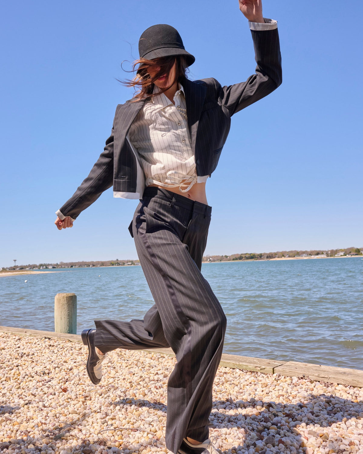 Holiday 2025 - Look 6 Modal