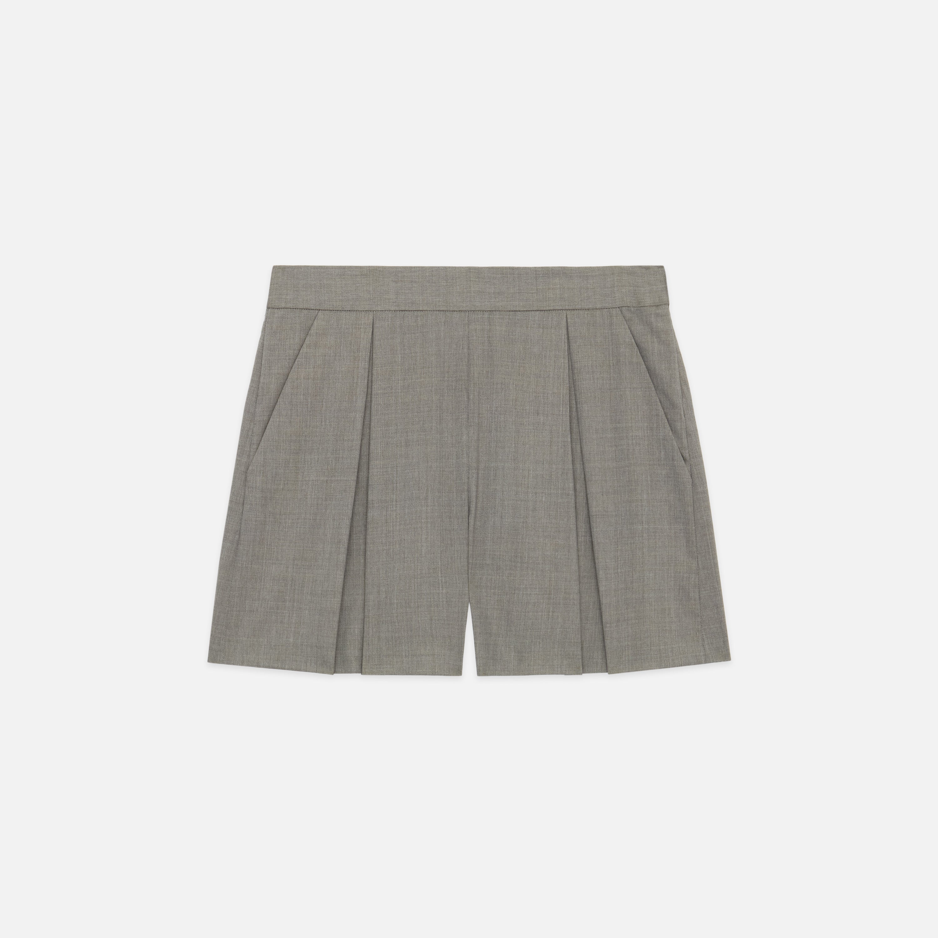 The Ivy Short