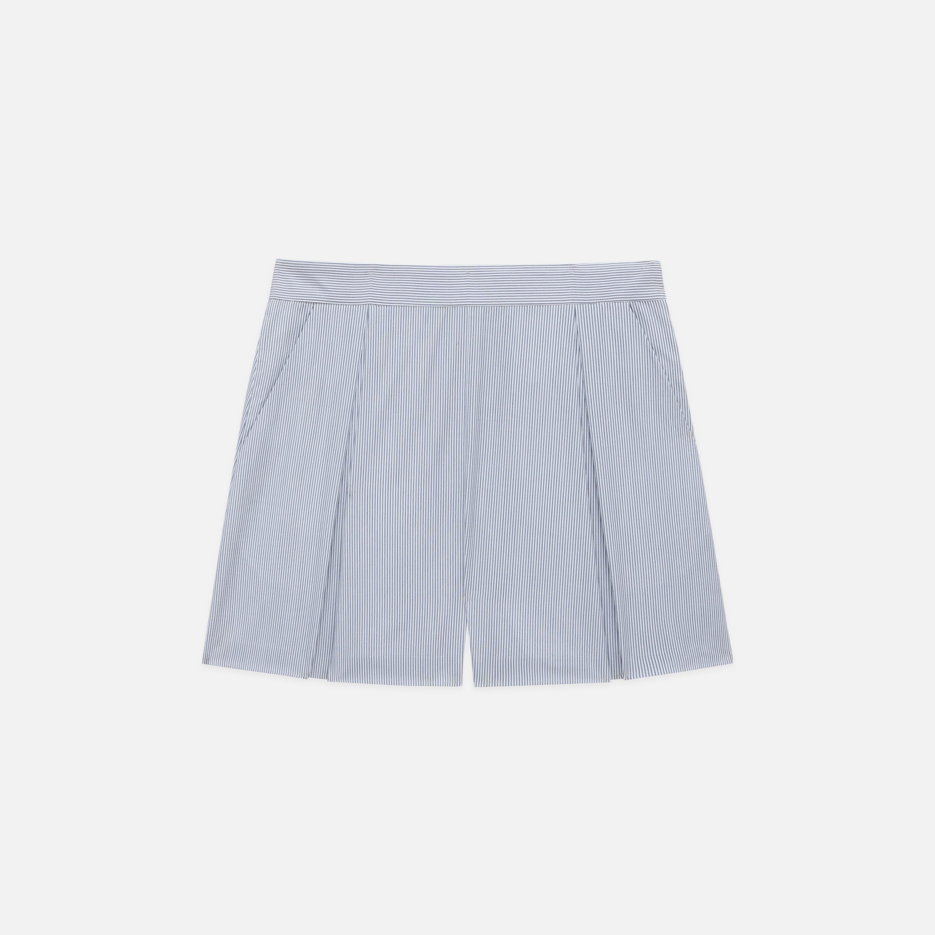 The Ivy Short