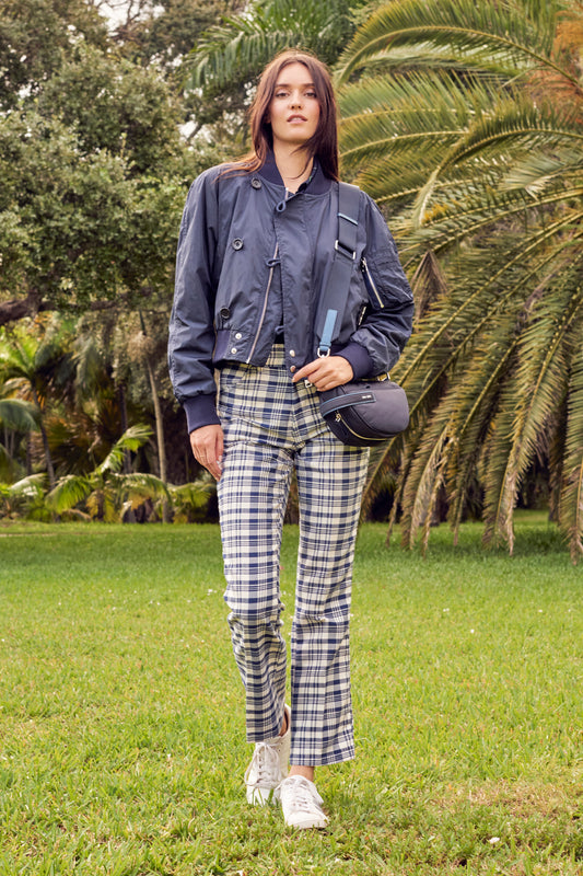 Capsule 009: Earth - Look 18 Modal