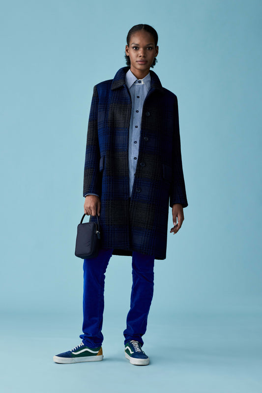Capsule 004: Perspective In Color - Look 5 Modal